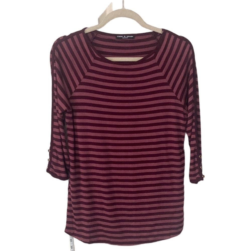 Cable & gauge striped soft tee with button sleeve acents